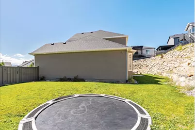 3961 N Morning Burst Ln, Lehi, UT 84048 - Photo 33