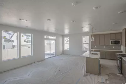 1085 W 880 S #27, Woods Cross, UT 84087 - Photo 5