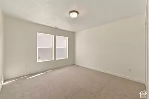 1085 W 880 S, Woods Cross, UT 84087 - Photo 11