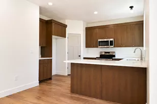 626 E 800 S, Springville, UT 84663 - Photo 3