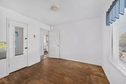 236 N 900 W, Salt Lake City, UT 84116 - Photo 13