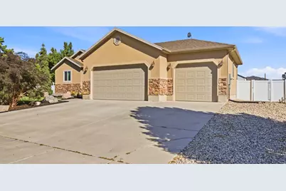 15 E 750 S, Lehi, UT 84043 - Photo 3