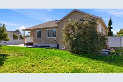 15 E 750 S, Lehi, UT 84043 - Photo 35