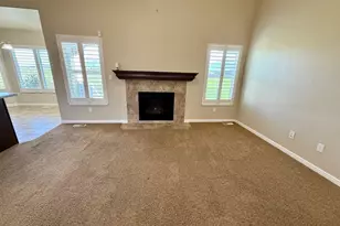 2444 N Hooded Crane Circle, Clinton, UT 84015 - Photo 17