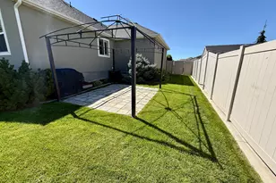 2444 N Hooded Crane Circle, Clinton, UT 84015 - Photo 65