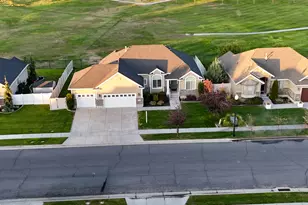 2444 N Hooded Crane Circle, Clinton, UT 84015 - Photo 71