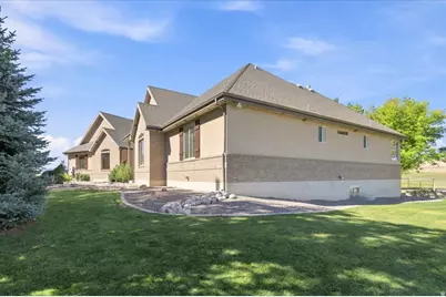 11290 S South Fields Rd W, Mayfield, UT 84643 - Photo 19
