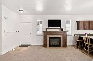 748 S 150 E, Smithfield, UT 84335 - Photo 5