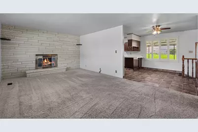 360 S 7th St, Tooele, UT 84074 - Photo 7