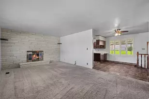 360 S 7th St, Tooele, UT 84074 - Photo 7