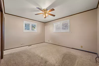 360 S 7th St, Tooele, UT 84074 - Photo 13