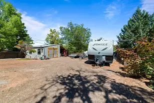 549 Mountain View Dr, Moab, UT 84532 - Photo 23