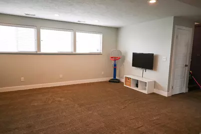 2150 N 600 W, West Bountiful, UT 84087 - Photo 27