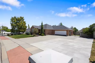 4613 W Copper Valley Ln, West Jordan, UT 84088 - Photo 3