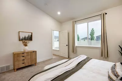 1636 E Groundhog Ln, Eagle Mountain, UT 84005 - Photo 13