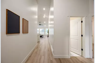 1636 E Groundhog Ln, Eagle Mountain, UT 84005 - Photo 7