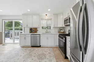 107 W 2050 S, Bountiful, UT 84010 - Photo 7