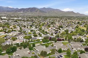 3304 S Hunter Villa Ln, West Valley, UT 84128 - Photo 27