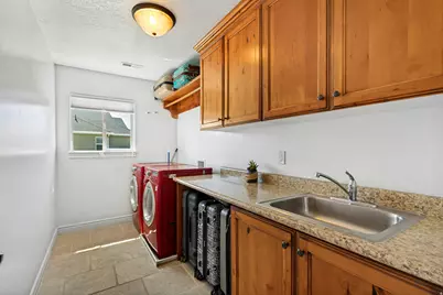 11643 S Jordan Farms Rd W, South Jordan, UT 84095 - Photo 47