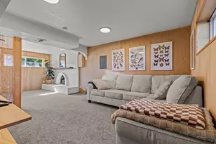 2317 E Oakridge Dr N, Layton, UT 84040 - Photo 19