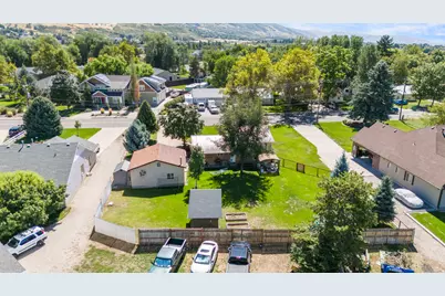 2317 E Oakridge Dr N, Layton, UT 84040 - Photo 33