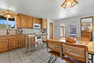 2317 E Oakridge Dr N, Layton, UT 84040 - Photo 7