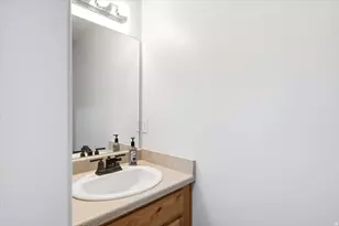 652 W 800 N, Clinton, UT 84015 - Photo 17