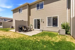 652 W 800 N, Clinton, UT 84015 - Photo 19