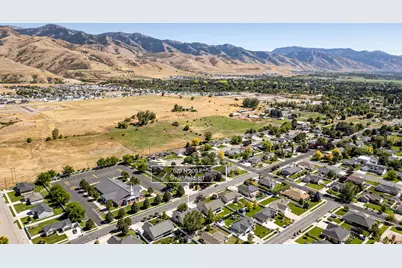 629 N 200 E, Smithfield, UT 84335 - Photo 45