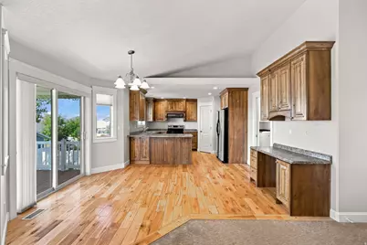 629 N 200 E, Smithfield, UT 84335 - Photo 11