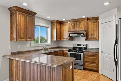 629 N 200 E, Smithfield, UT 84335 - Photo 13