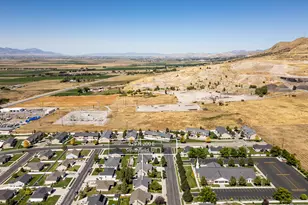 629 N 200 E, Smithfield, UT 84335 - Photo 49