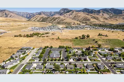 629 N 200 E, Smithfield, UT 84335 - Photo 47