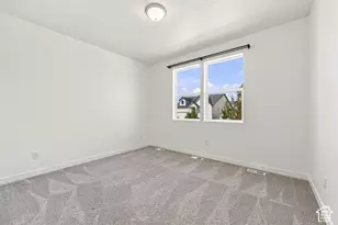 1736 E Chukar Dr N, Eagle Mountain, UT 84005 - Photo 7