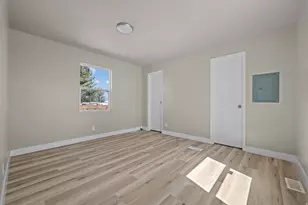 135 S Willow St E, Grantsville, UT 84029 - Photo 11