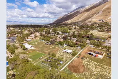2672 E Canyon Rd, Springville, UT 84663 - Photo 39