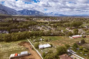 2672 E Canyon Rd, Springville, UT 84663 - Photo 35