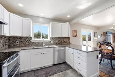 6671 W Haven Maple Dr, West Jordan, UT 84081 - Photo 19