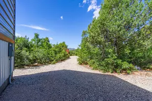 2450 E Oak Tree Dr, Virgin, UT 84779 - Photo 47