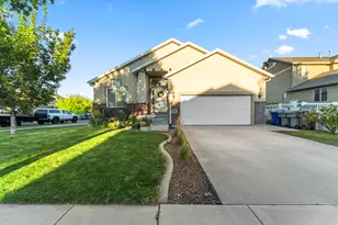 778 N Aberdeen Way, Saratoga Springs, UT 84045 - Photo 1