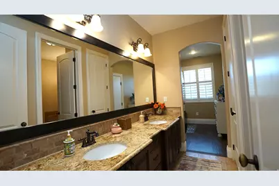 7256 S Milne Garden Cir E, Cottonwood Heights, UT 84047 - Photo 55