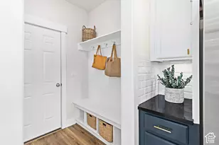 7852 N Sagebrush Ln, Eagle Mountain, UT 84005 - Photo 17