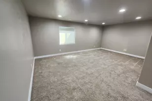1359 W Stewart Falls Dr S, Riverton, UT 84065 - Photo 13