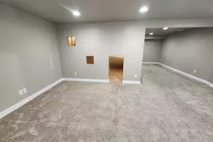 1359 W Stewart Falls Dr S, Riverton, UT 84065 - Photo 15