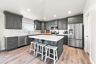 2363 N Elderberry Cir, Saratoga Springs, UT 84045 - Photo 9