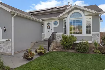 985 N Whitaker Dr, Tooele, UT 84074 - Photo 3