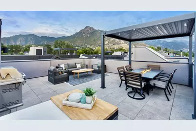 4672 S Grosvenor Ct, Holladay, UT 84117 - Photo 1