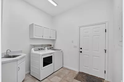 64 S 400 W, Aurora, UT 84620 - Photo 57