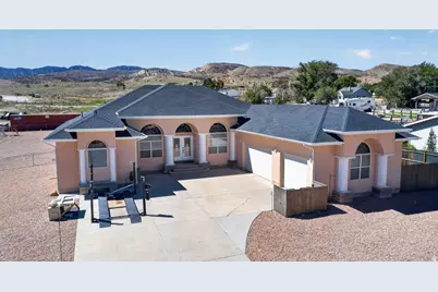 64 S 400 W, Aurora, UT 84620 - Photo 87