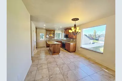 6755 S Wakefield Way, West Jordan, UT 84081 - Photo 5